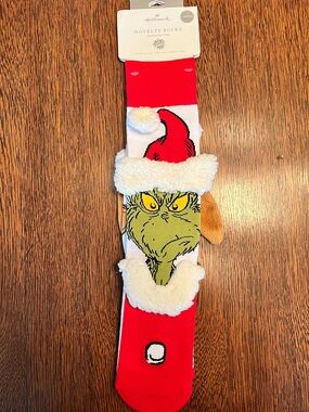 NWT Hallmark Dr. Seuss The Grinch & Max 3D Plush Novelty Socks | 2 Designs